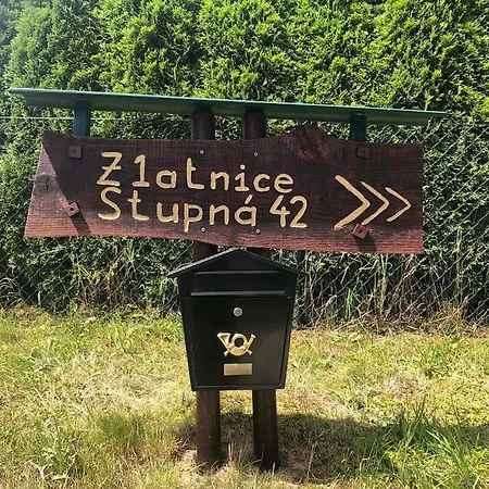 Roubenka Zlatnice -